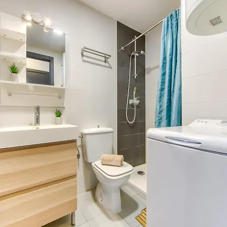 In By The Waterfront *